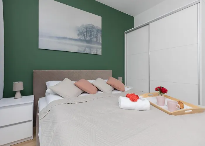 Postepu With Parking By Renters Apartamento *