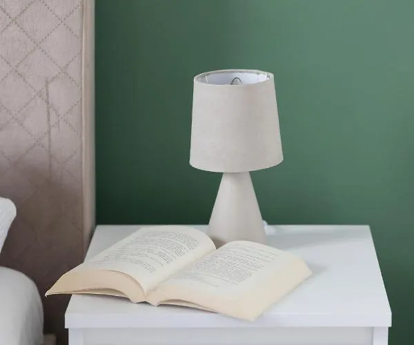 Postepu With Parking By Renters Apartamento *